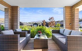 Wanderlust - Queenstown Holiday Home