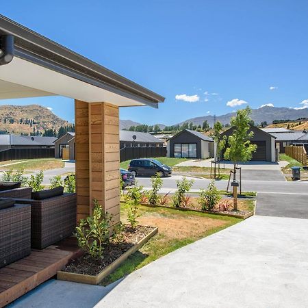 Wanderlust - Queenstown Holiday Home Exterior photo