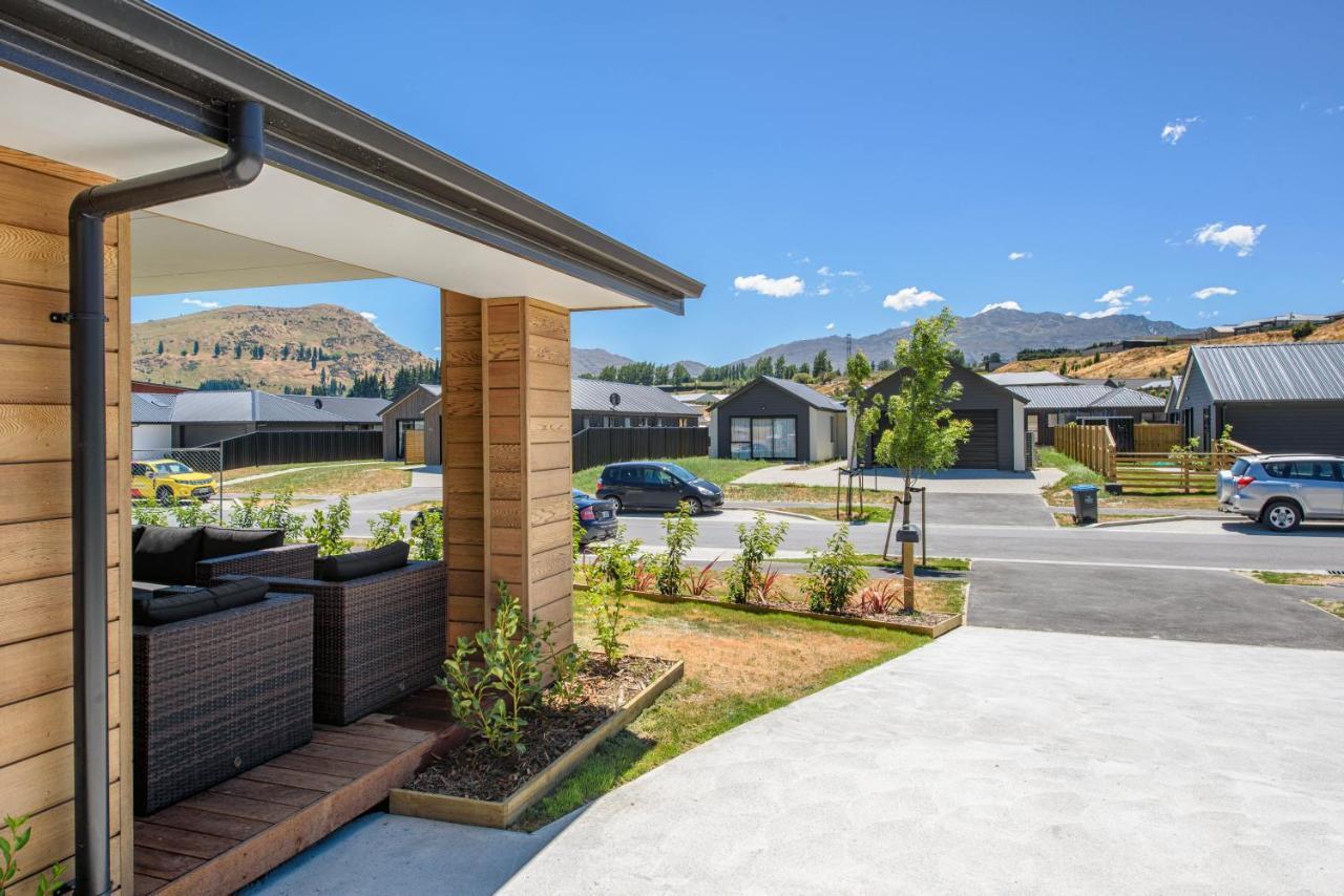 Wanderlust - Queenstown Holiday Home Exterior photo