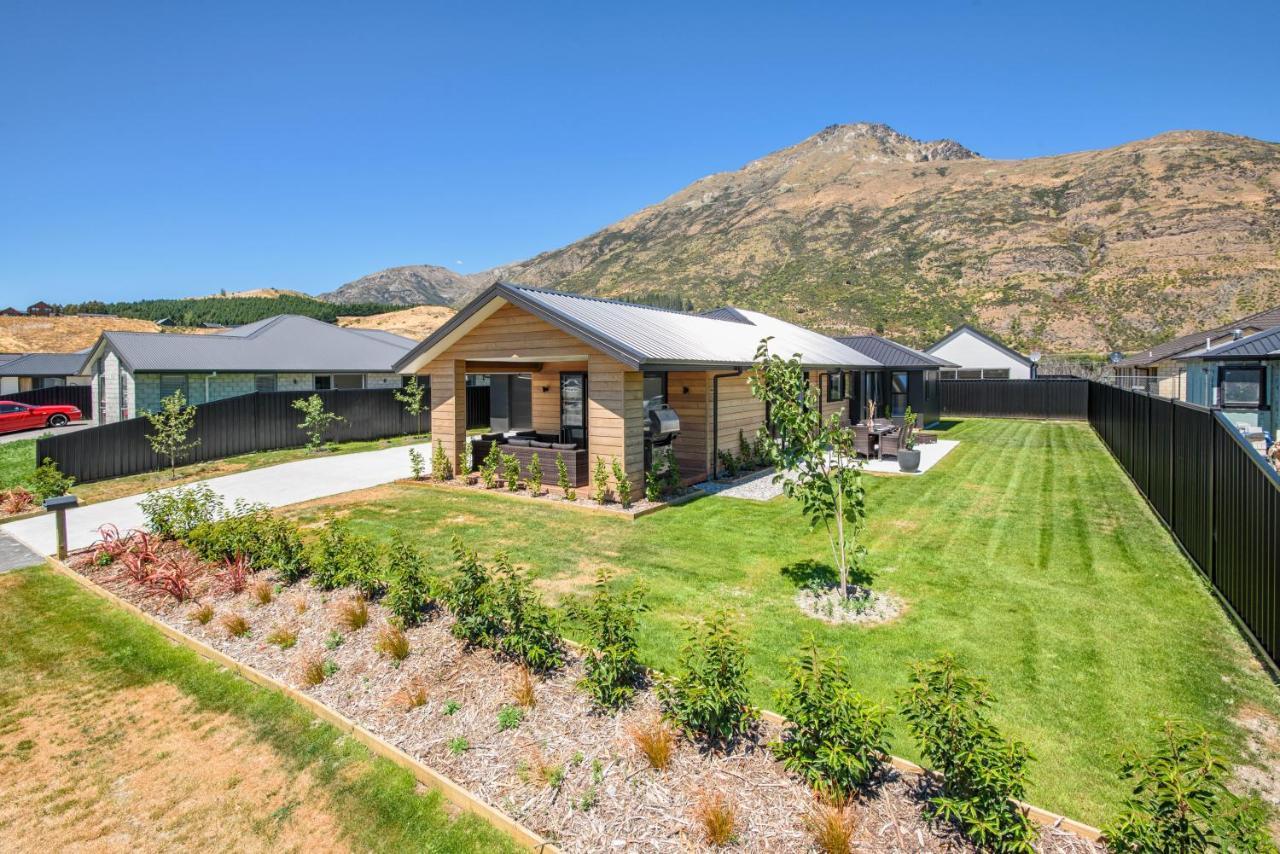 Wanderlust - Queenstown Holiday Home Exterior photo